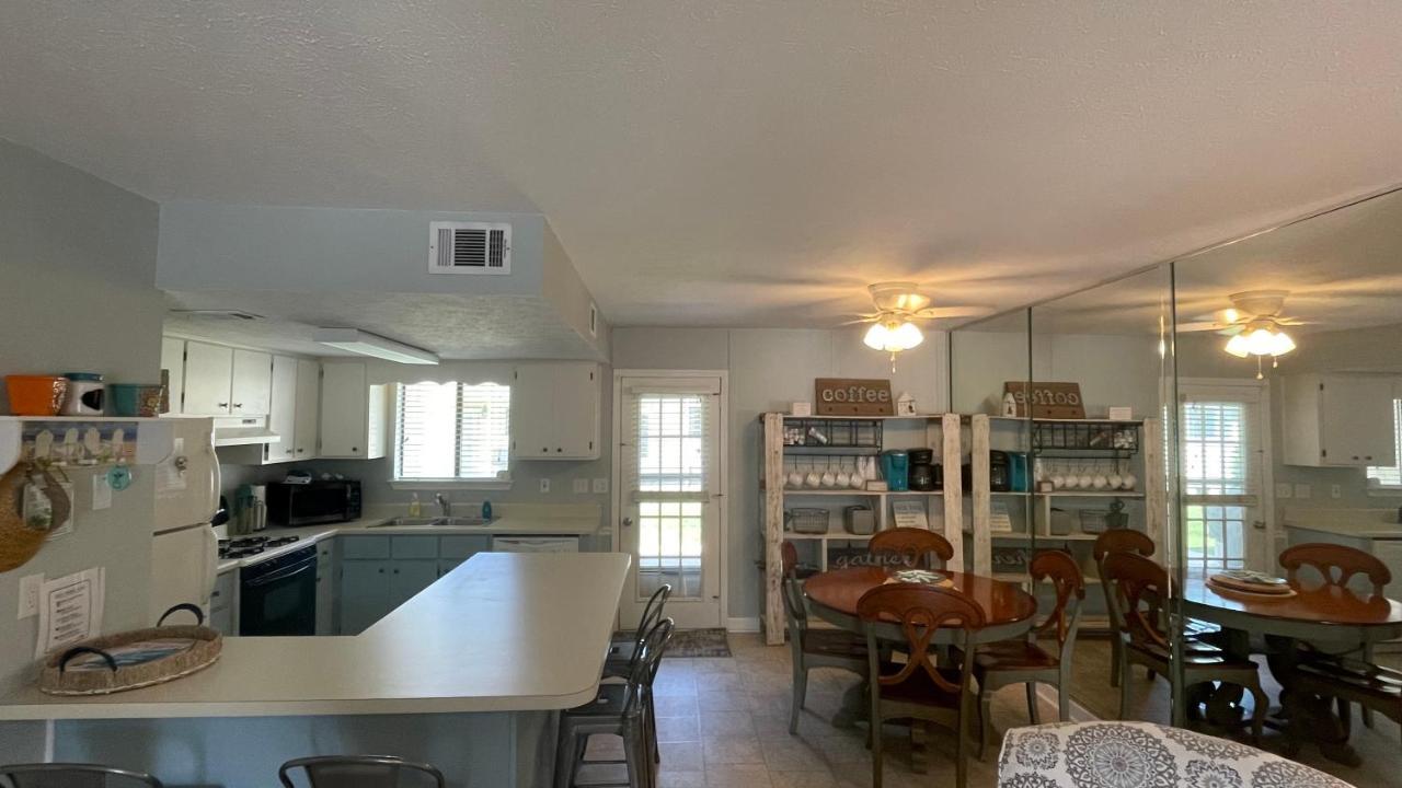 Sunny Daze, Desirable Kid Friendly Resort, 3 Minute Walk To The Beach, Resort Beachside Pool & Restaurant Panama City Beach Εξωτερικό φωτογραφία